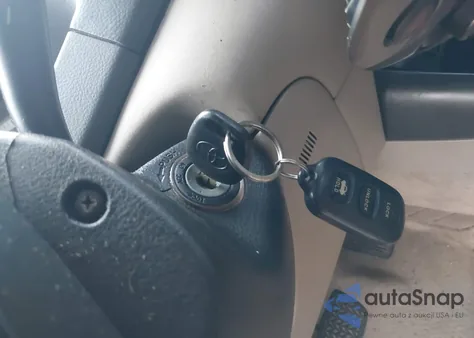 2004 Toyota Camry Se V6 z USA, uszkodzony, nr VIN 4T1BA32K94U504501